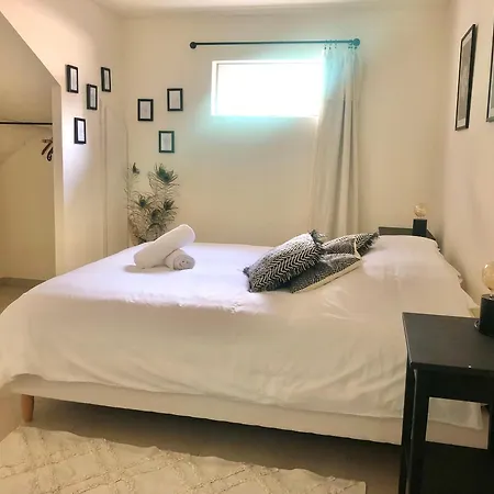 Vakantiehuis The Hope, Privee Au Sein D'une Maison Avec Piscine *